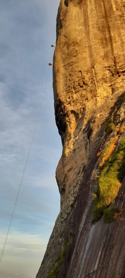 Conquista Suprema: Rapel no Rosto do Imperador 147 m na Pedra da Gávea - Imagem 8