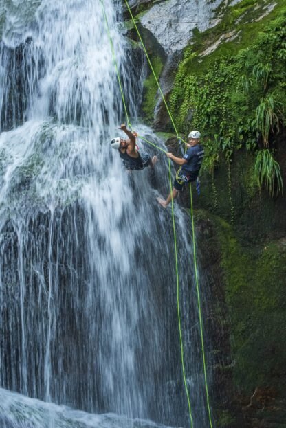 Trilha + Rapel Cachoeira dos Monjolos- Santo Aleixo - Magé - RJ - Imagem 3