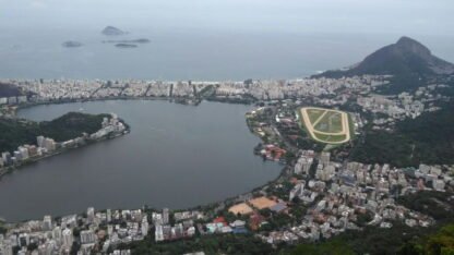 Trilha Parque Lage X Morro do Corcovado + Mirante Dona Marta + Cascatinha do Silvestre - Rio de Janeiro - RJ - Imagem 9
