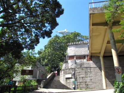 Trilha Parque Lage X Morro do Corcovado + Mirante Dona Marta + Cascatinha do Silvestre - Rio de Janeiro - RJ - Imagem 15