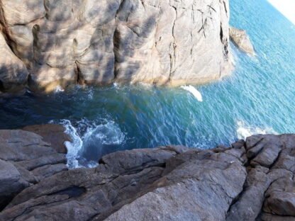Trilha + Rapel na Gruta do Cachorro ou Garganta do Morcego em Barra de Guaratiba - Rio de Janeiro - RJ - Imagem 6