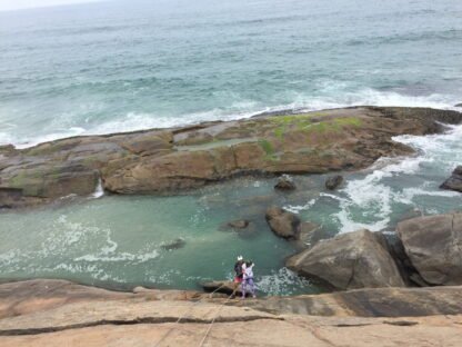 Trilha + Rapel na Praia do Secreto - Recreio dos Bandeirantes - Rio de Janeiro - RJ - Imagem 2