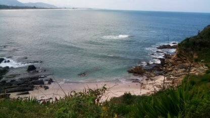 Trilha Gruta da Sacristia, Praia da Sacristia e Gruta do Farol - Maricá - RJ (Em grupo) - Imagem 2